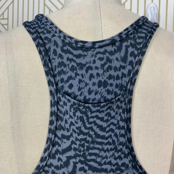 Varley Berkeley Sports Bra Nocturnal Feathers - Picture 7 of 12